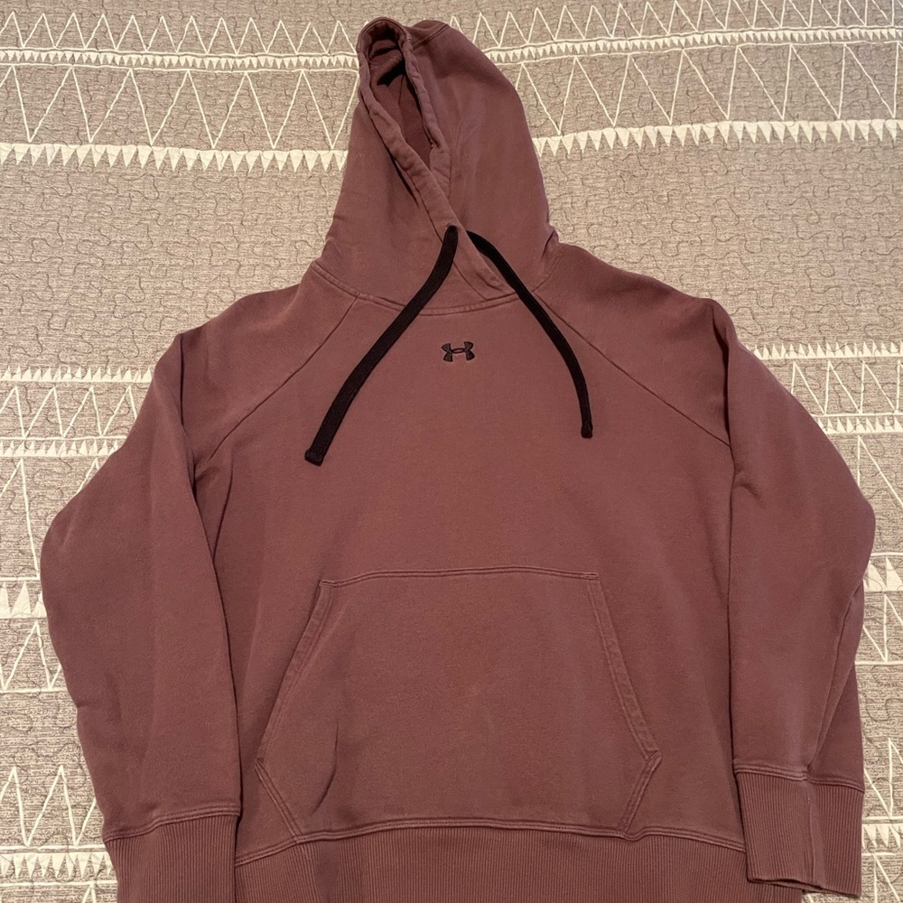 Under Armour Brown Sweater with Ribbed Cuffs and Pullover Style
